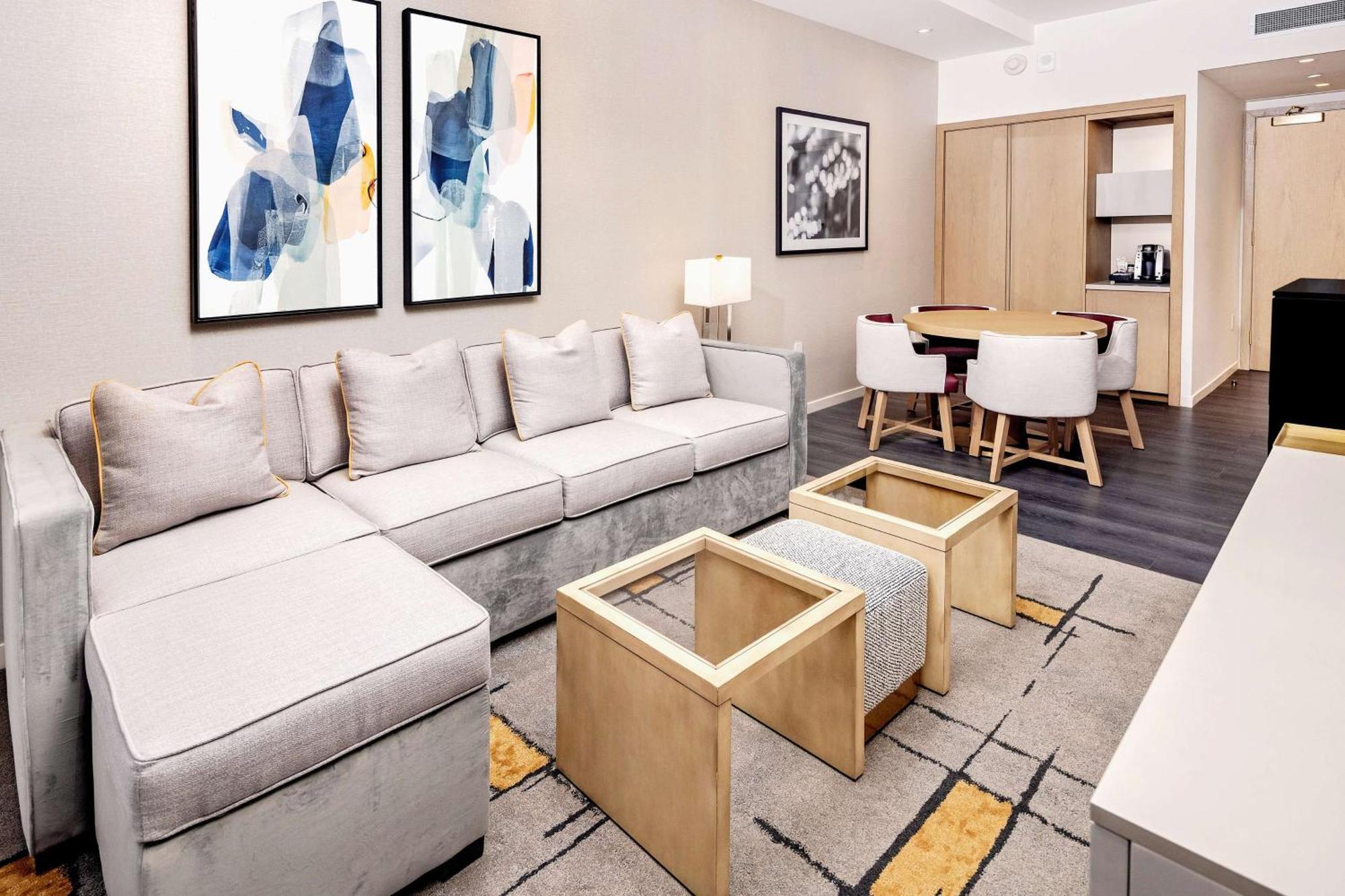 Hilton Club The Central At 5Th นิวยอร์ก ภายนอก รูปภาพ